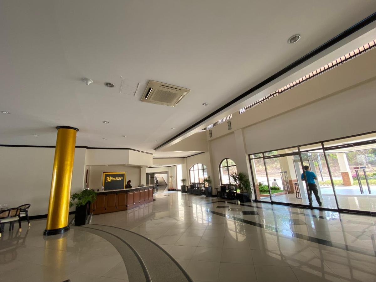 Plaza Del Norte Hotel And Convention Center Laoag Εξωτερικό φωτογραφία